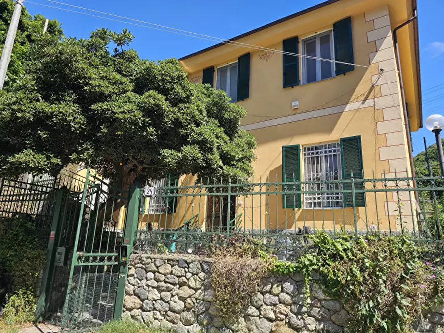Immagine 1 di Appartamento in vendita  in Via Repusseno a Savona