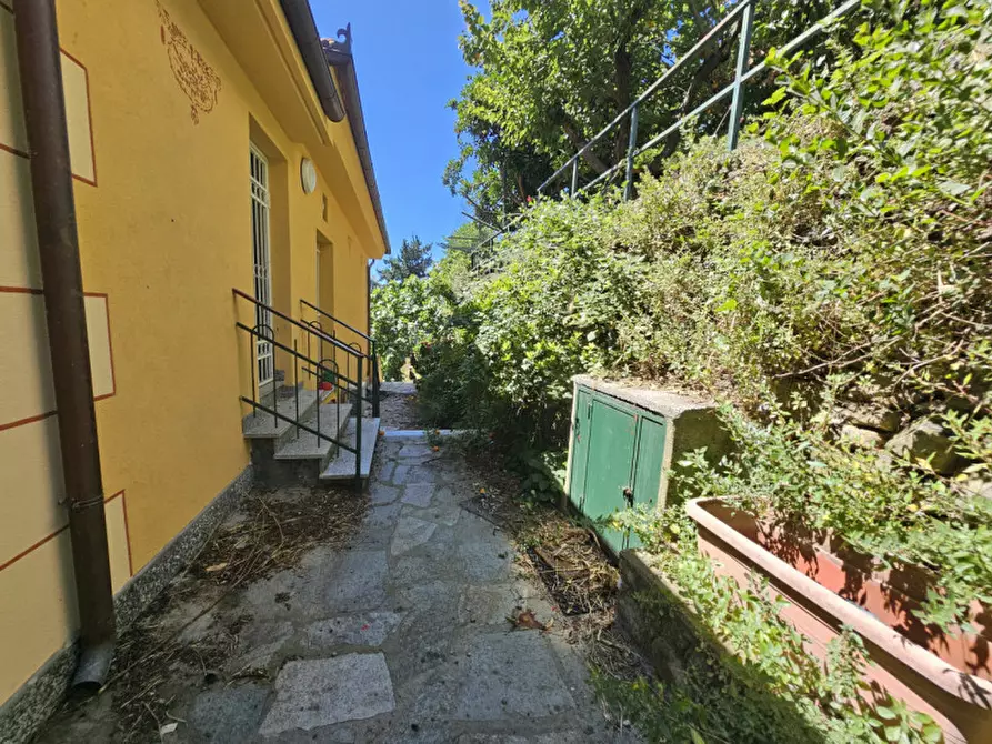 Immagine 2 di Appartamento in vendita  in Via Repusseno a Savona