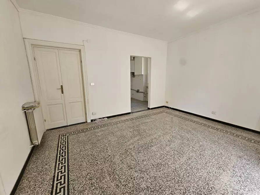 Immagine 6 di Appartamento in vendita  in Via Repusseno a Savona
