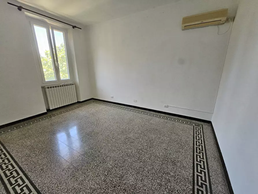 Immagine 10 di Appartamento in vendita  in Via Repusseno a Savona