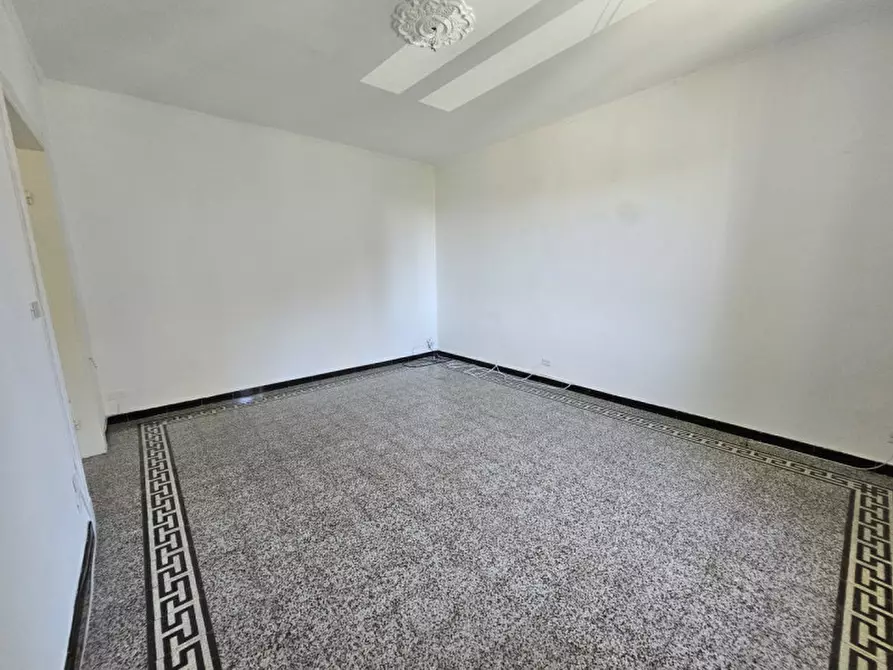 Immagine 13 di Appartamento in vendita  in Via Repusseno a Savona