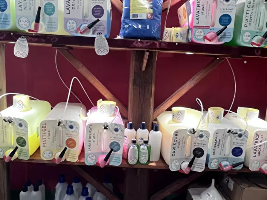 Immagine 10 di Attività commerciale in vendita  in Pontelongo Via Roma a Pontelongo