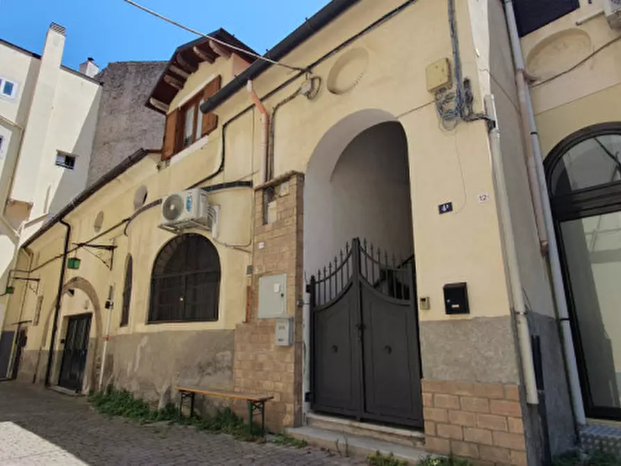 Immagine 1 di Appartamento in vendita  in Via Giovanni e Demetrio Economo 4 a Trieste