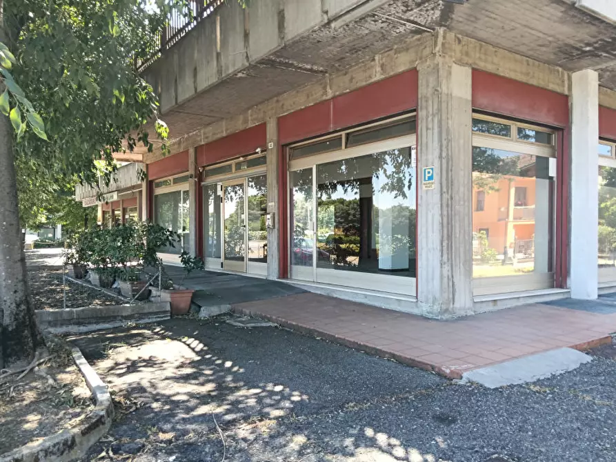 Immagine 3 di Negozio in vendita  in Via Sant'Antonio, 140 a Formigine
