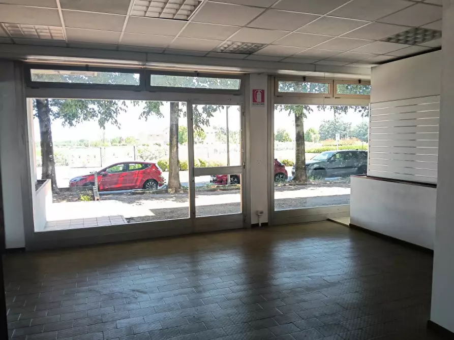 Immagine 6 di Negozio in vendita  in Via Sant'Antonio, 140 a Formigine