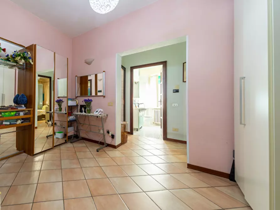 Immagine 14 di Appartamento in vendita  in Viale Mentana, 124 a Parma