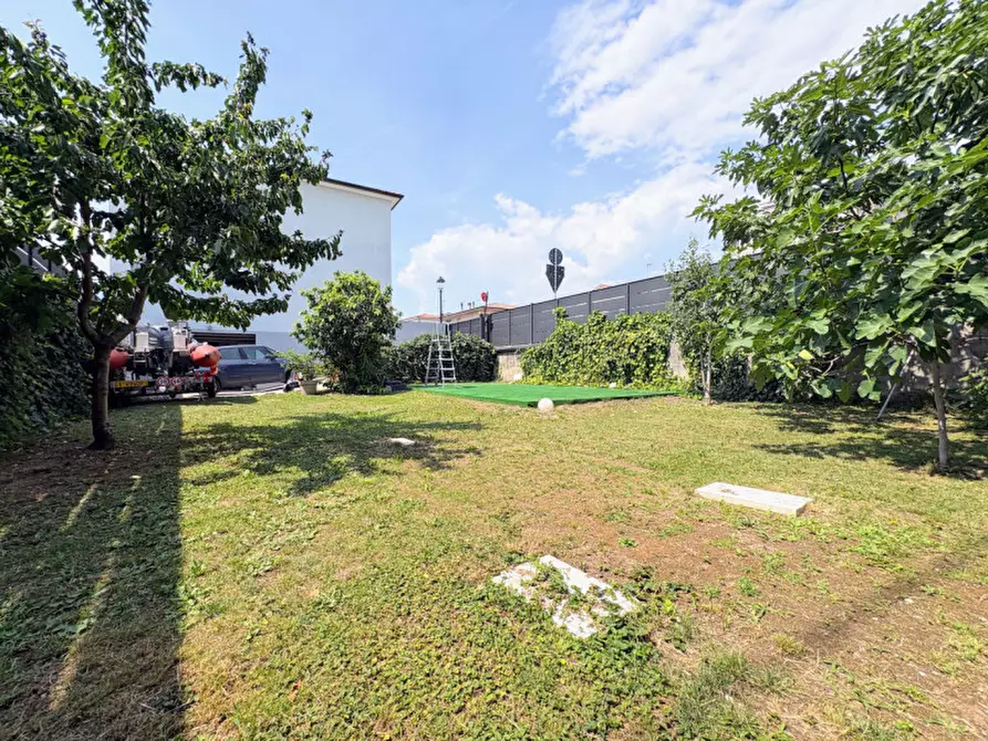 Immagine 8 di Casa bifamiliare in vendita  in via santa rosa 20 a Zanè