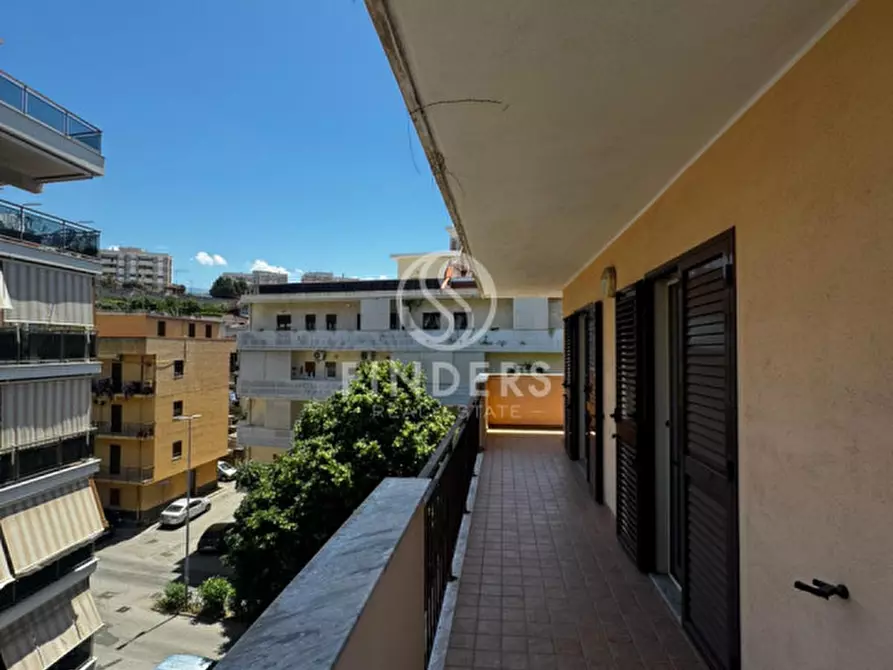 Immagine 15 di Appartamento in vendita  in Via Pio XI dir. Gullì a Reggio Di Calabria