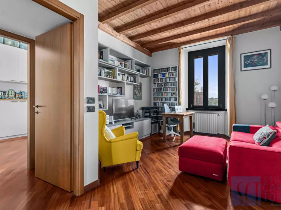 Immagine 1 di Appartamento in vendita  in via tertulliano, 58 a Milano