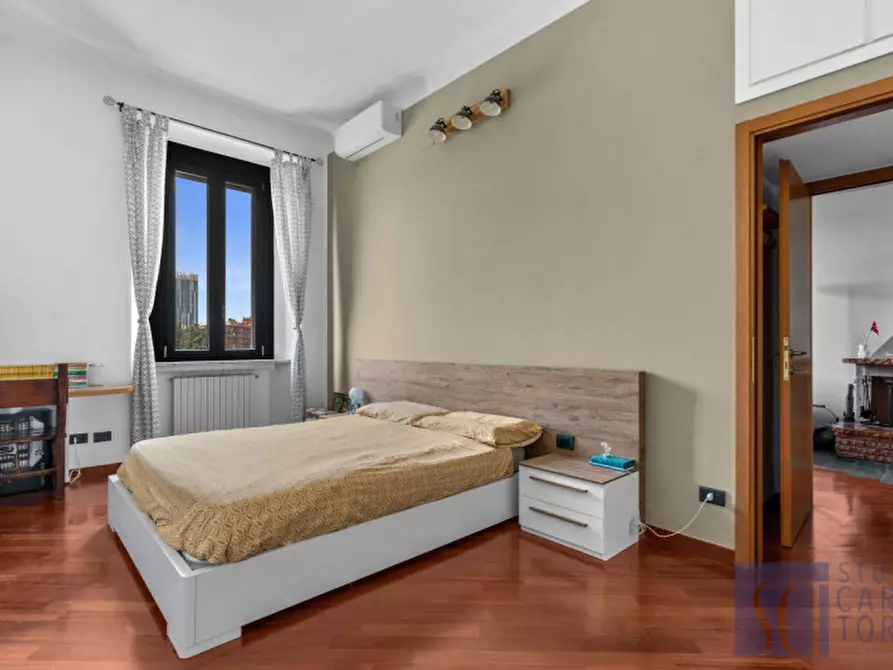 Immagine 15 di Appartamento in vendita  in via tertulliano, 58 a Milano