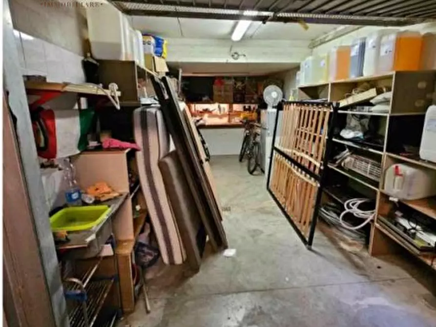Immagine 10 di Appartamento in vendita  in Via Giovanni Verga 11 a Colli Al Metauro