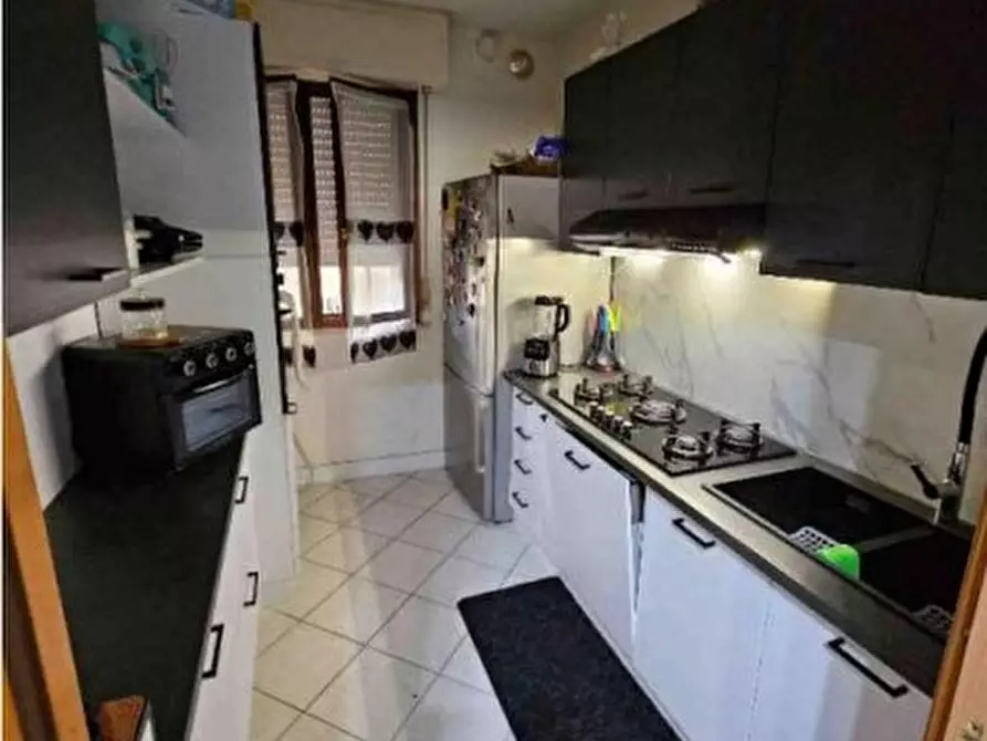 Immagine 17 di Appartamento in vendita  in Via Giovanni Verga 11 a Colli Al Metauro