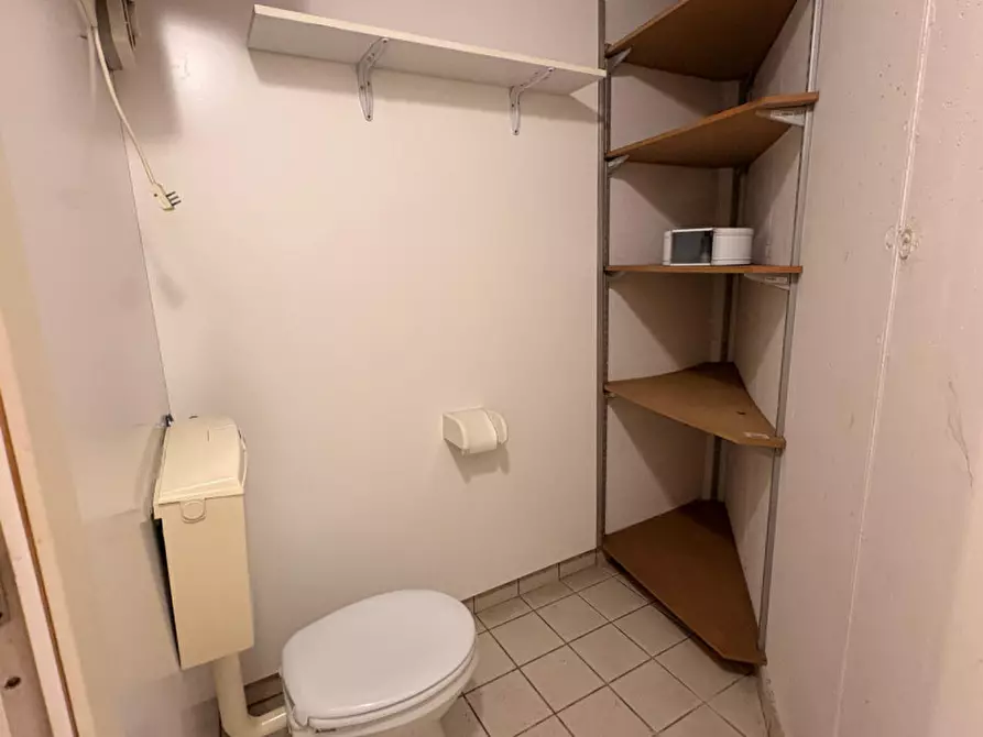 Immagine 13 di Negozio in affitto  in Via Pastore a Vigonza