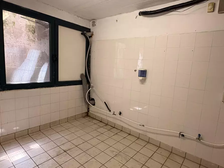 Immagine 15 di Negozio in affitto  in Via Pastore a Vigonza