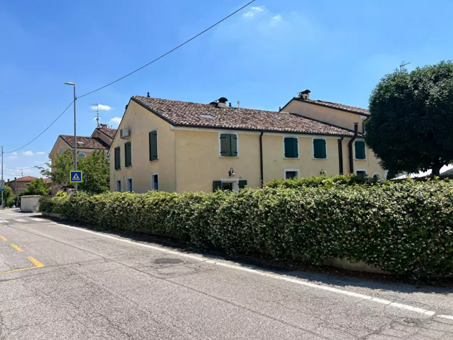 Immagine 4 di Villetta a schiera in vendita  in Via dell'Unione, 131 a Ferrara