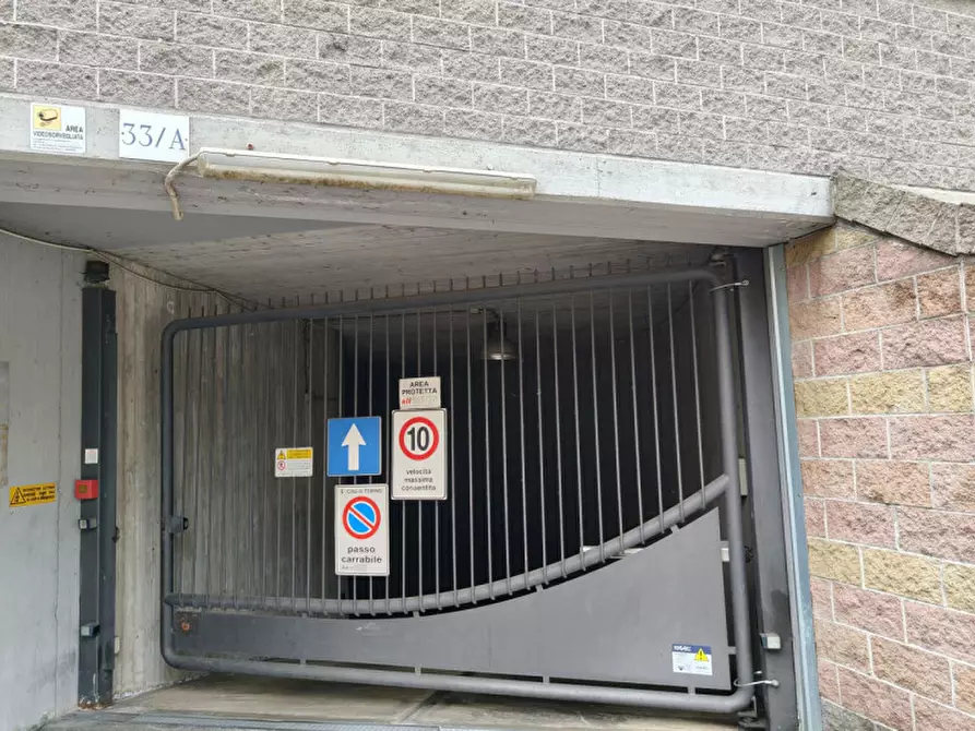 Immagine 1 di Garage in vendita  in Corso Ottone Rosai, 33 a Torino