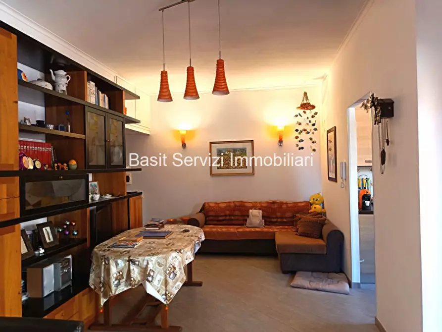 Immagine 3 di Appartamento in vendita  in Via delle Tartane a Roma