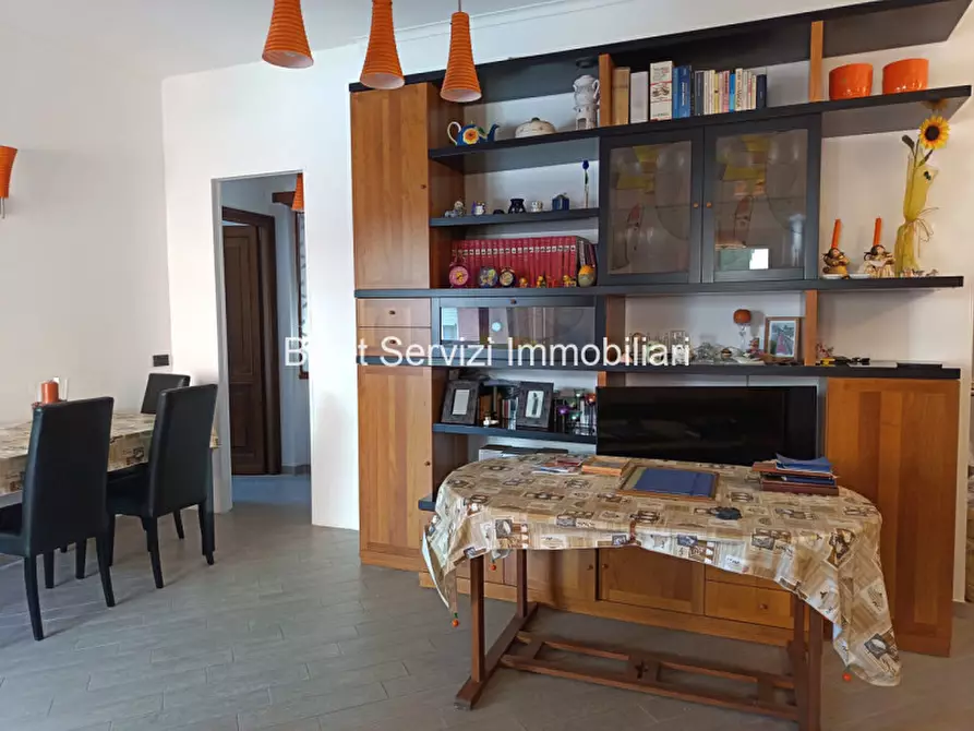 Immagine 9 di Appartamento in vendita  in Via delle Tartane a Roma