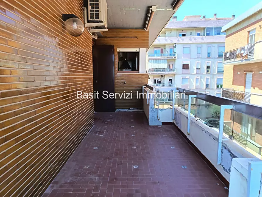 Immagine 26 di Appartamento in vendita  in Via delle Tartane a Roma