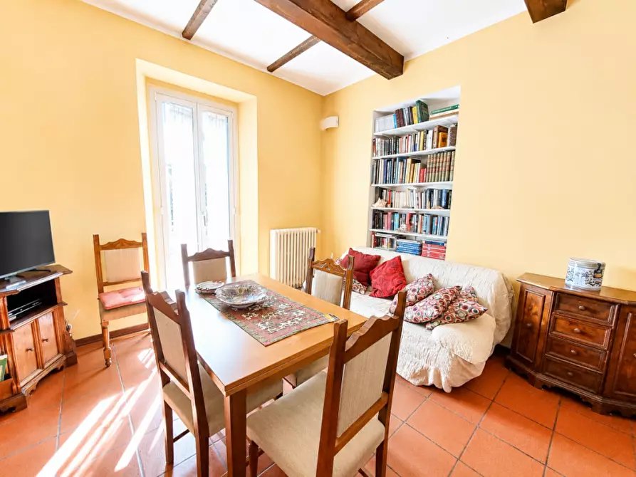 Immagine 5 di Appartamento in vendita  in via giugno n. 9 a Passignano Sul Trasimeno