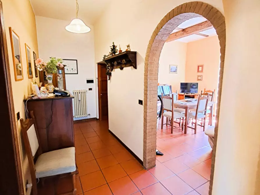 Immagine 6 di Appartamento in vendita  in via giugno n. 9 a Passignano Sul Trasimeno
