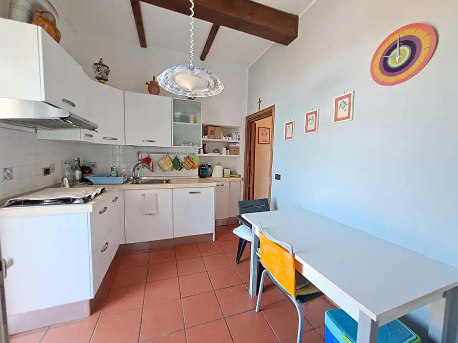 Immagine 7 di Appartamento in vendita  in via giugno n. 9 a Passignano Sul Trasimeno