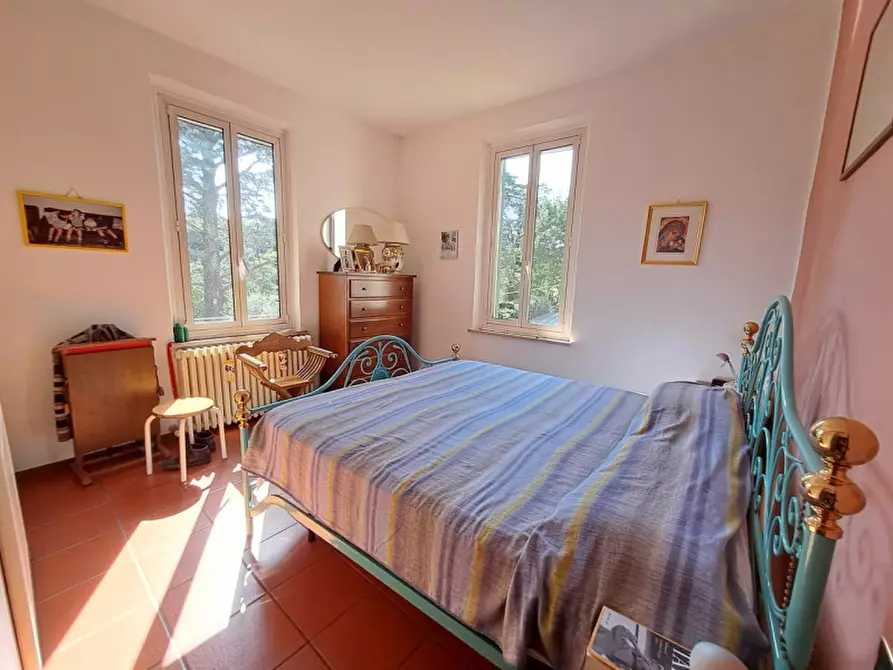Immagine 11 di Appartamento in vendita  in via giugno n. 9 a Passignano Sul Trasimeno