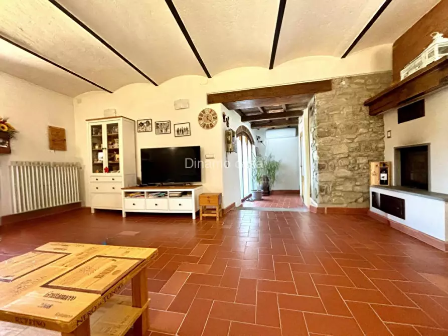 Immagine 4 di Rustico / casale in vendita  in Via di Poggiole a Vernio
