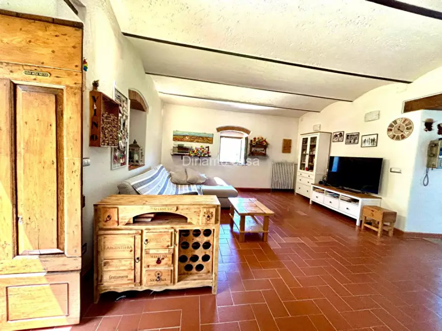 Immagine 5 di Rustico / casale in vendita  in Via di Poggiole a Vernio