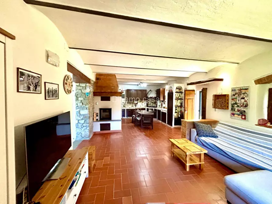 Immagine 6 di Rustico / casale in vendita  in Via di Poggiole a Vernio