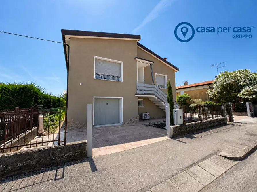 Immagine 3 di Casa indipendente in vendita  in Via Giuseppe Di Vittorio a Papozze