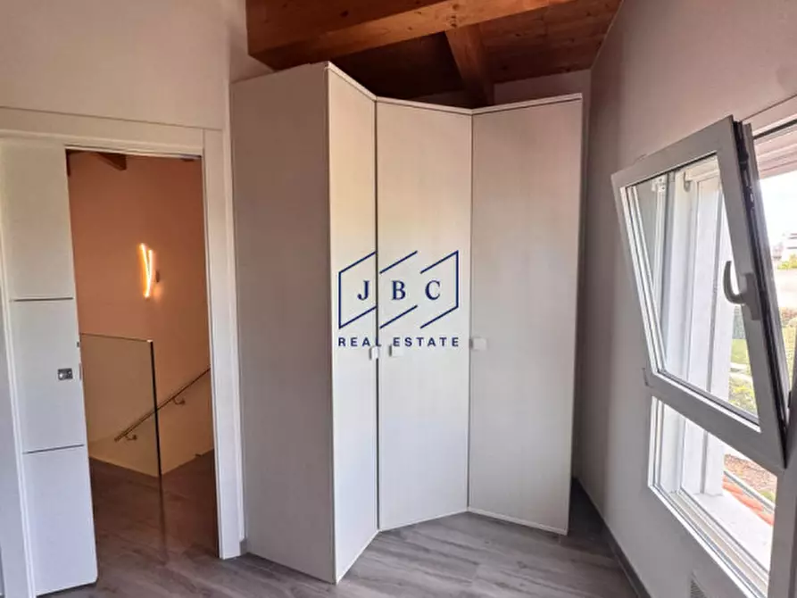 Immagine 19 di Casa indipendente in affitto  in Via Isarco a Jesolo