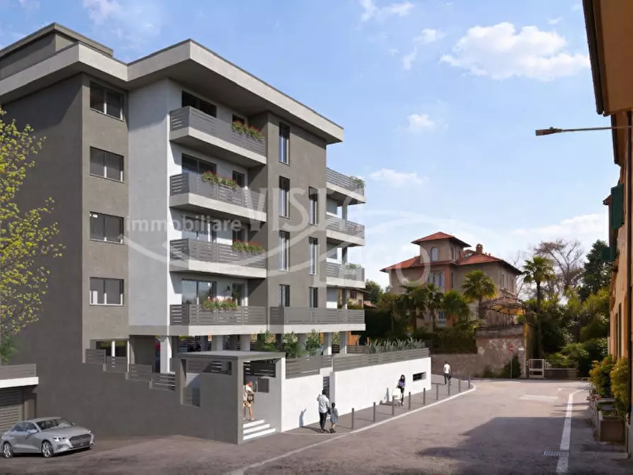 Immagine 5 di Appartamento in vendita  in via trieste angolo via scalabrini a Fino Mornasco
