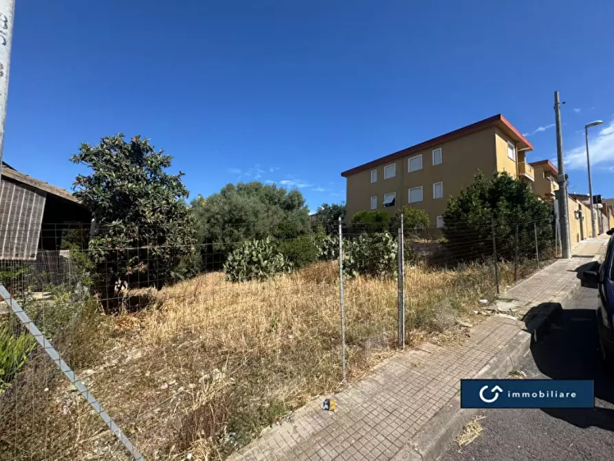 Immagine 1 di Terreno in vendita  in Via Renzo Giua a Sassari