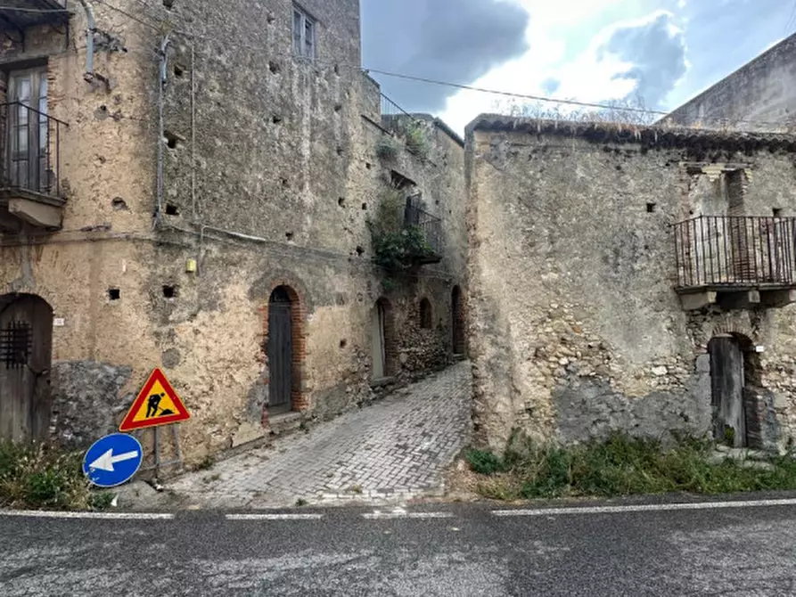 Immagine 1 di Casa indipendente in vendita  in Via Case Nuove,46 a Castroreale