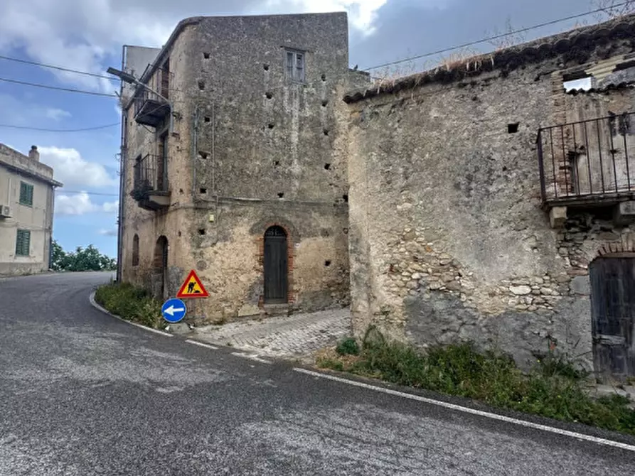 Immagine 2 di Casa indipendente in vendita  in Via Case Nuove,46 a Castroreale