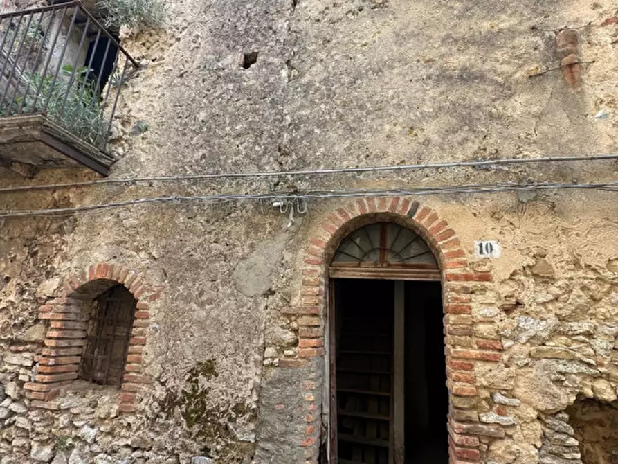 Immagine 3 di Casa indipendente in vendita  in Via Case Nuove,46 a Castroreale