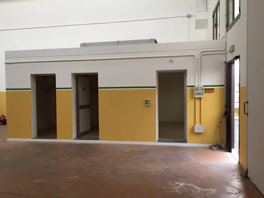 Immagine 2 di Capannone industriale in vendita  a Formigine