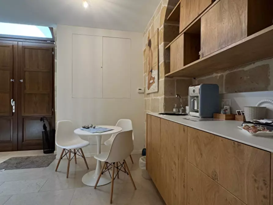 Immagine 10 di Casa indipendente in vendita  in via santo stefano a Matera