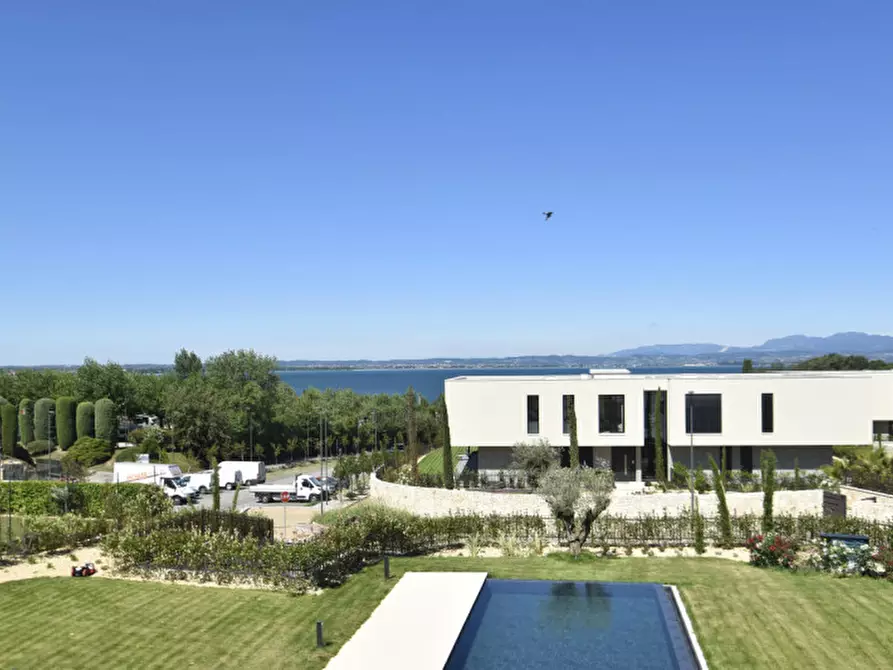 Immagine 10 di Appartamento in vendita  in via porto a Lazise