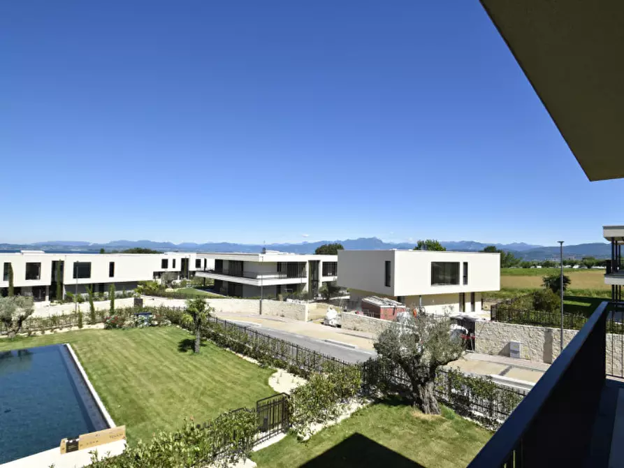 Immagine 13 di Appartamento in vendita  in via porto a Lazise