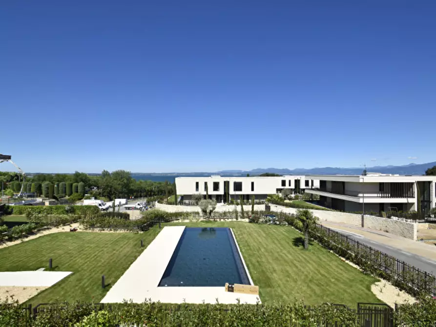 Immagine 18 di Appartamento in vendita  in via porto a Lazise