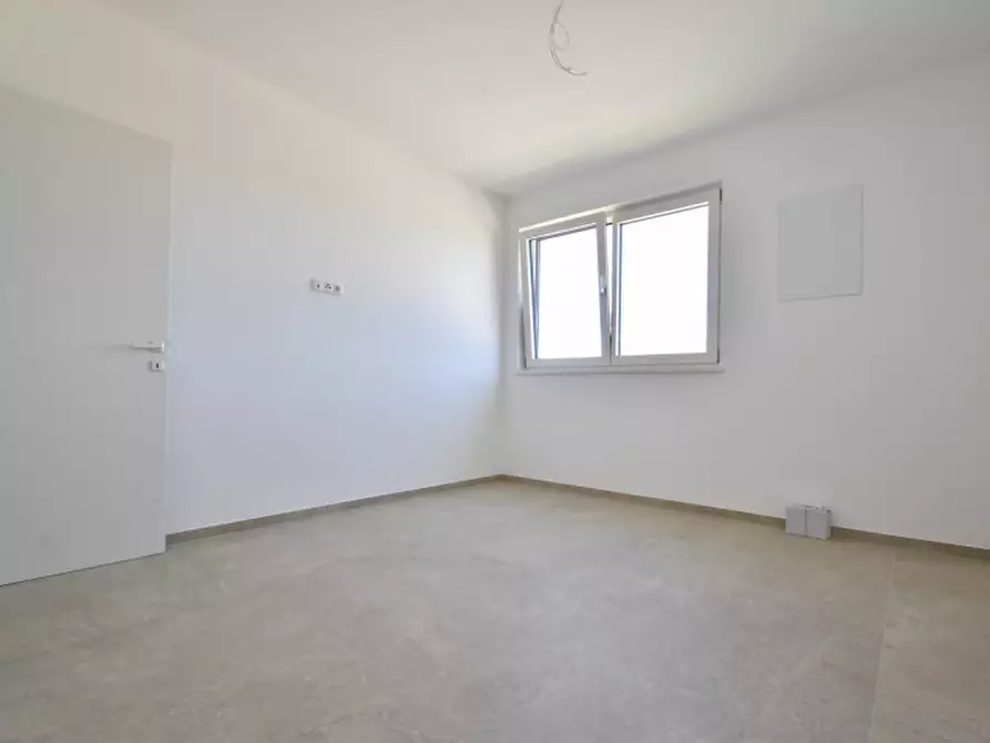 Immagine 24 di Appartamento in vendita  in via porto a Lazise