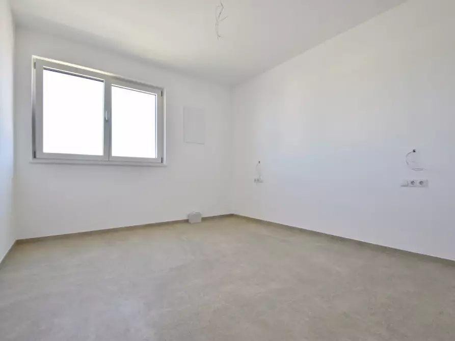 Immagine 27 di Appartamento in vendita  in via porto a Lazise