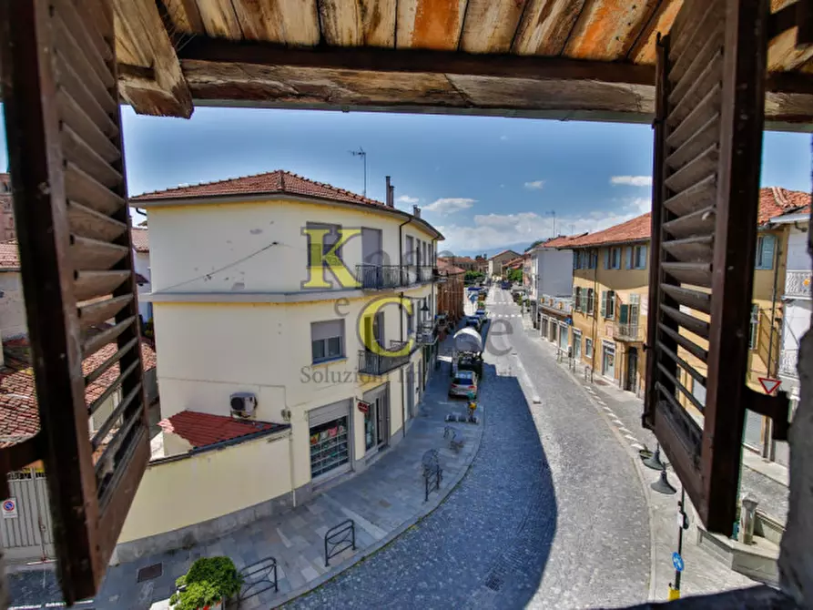 Immagine 3 di Casa trifamiliare in vendita  in via re umberto 3 a San Benigno Canavese