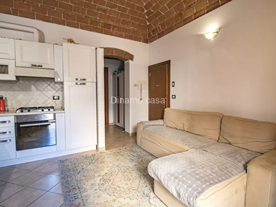 Immagine 3 di Appartamento in vendita  in Via Alessandro Lazzerini a Prato