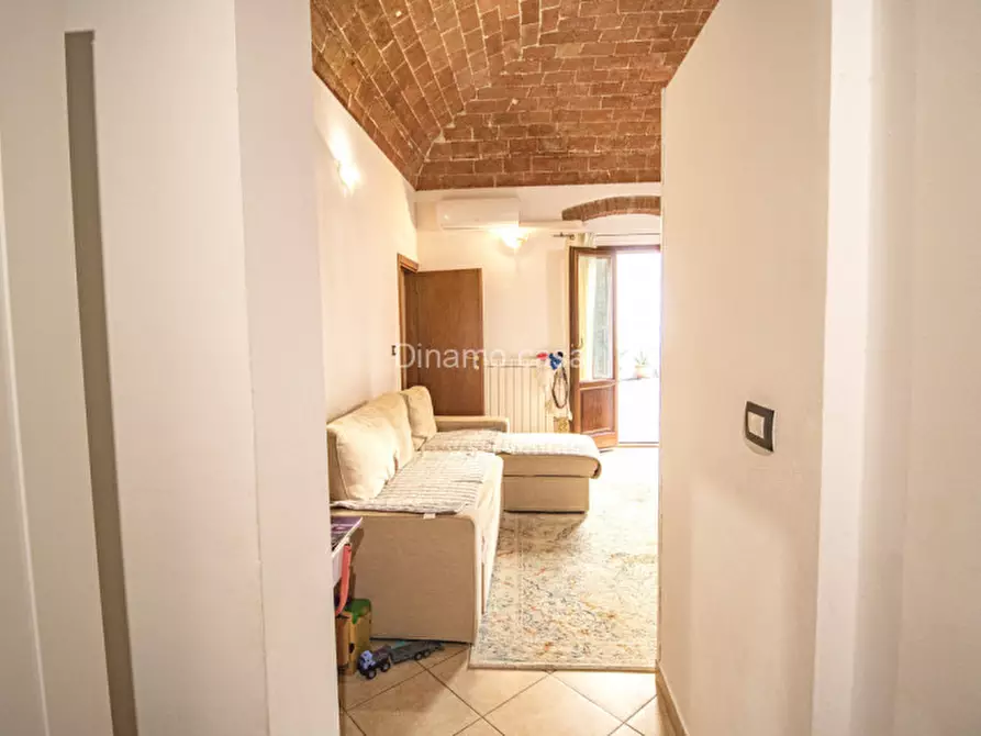 Immagine 6 di Appartamento in vendita  in Via Alessandro Lazzerini a Prato