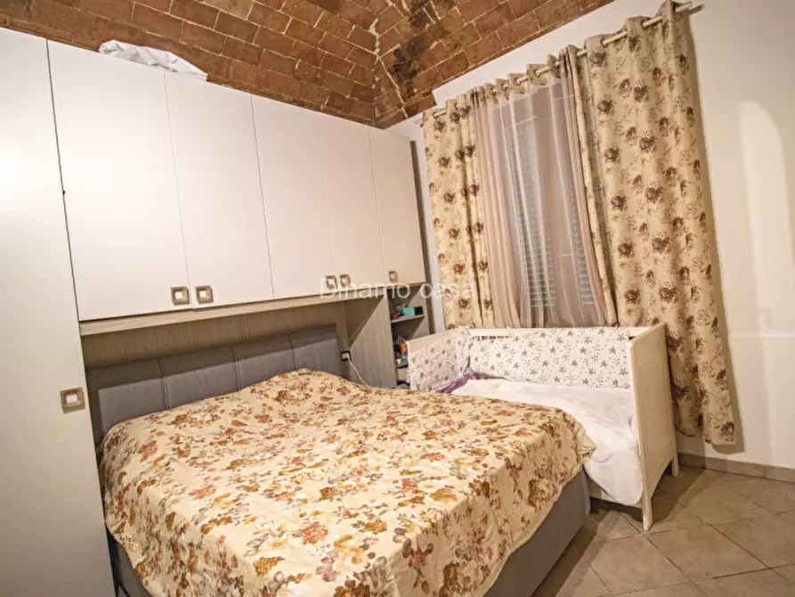 Immagine 9 di Appartamento in vendita  in Via Alessandro Lazzerini a Prato