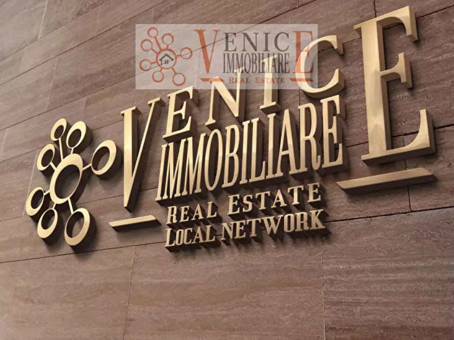 Immagine 6 di Attività commerciale in vendita  a Venezia