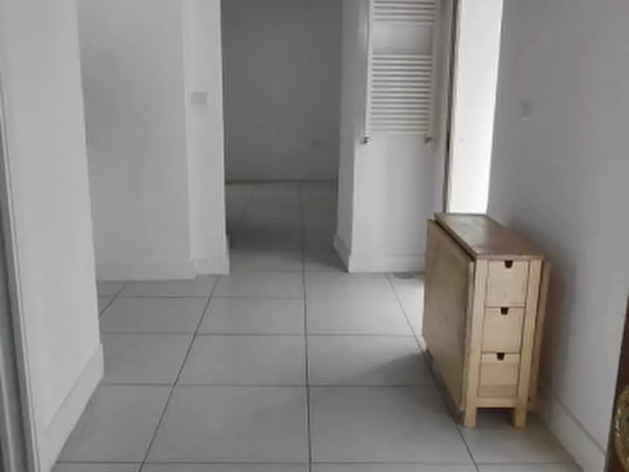 Immagine 3 di Appartamento in affitto  in Vico Maiorani 15 a Napoli